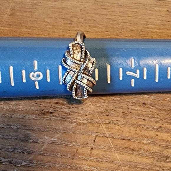 Avon Ribbon Ring - Picture 6 of 7